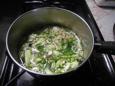 Add discarded hot pepper pieces to pot